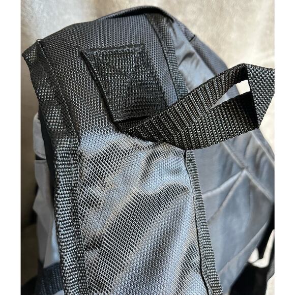 Fit to Fight Black and Grey Multicompartment Padded Strap Sling Backpack - Picture 9 of 15